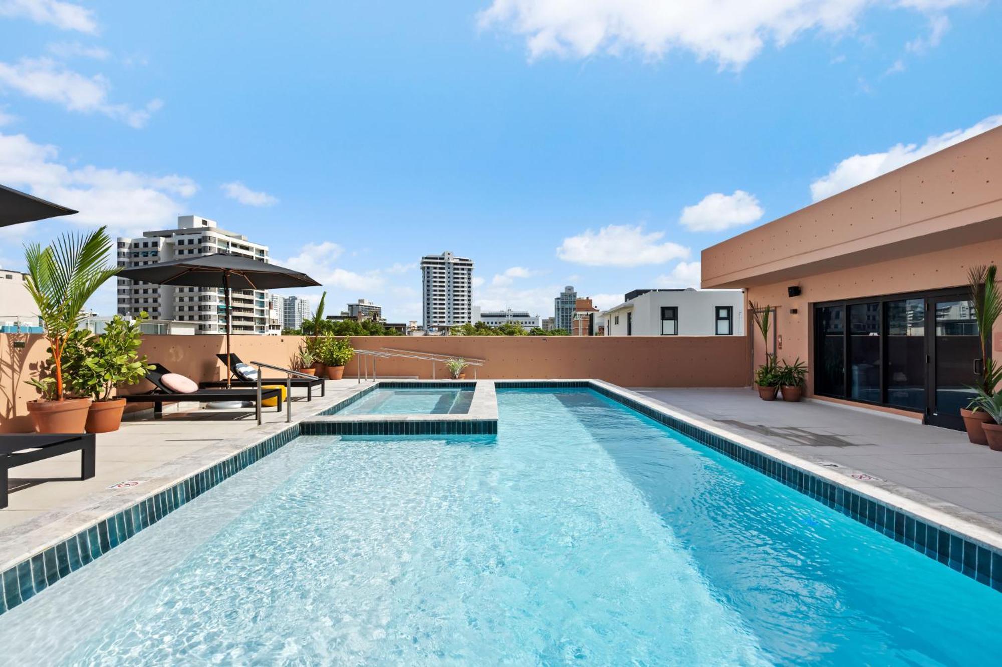 Hibird- Apartment And Suites Hotel 산후안 외부 사진