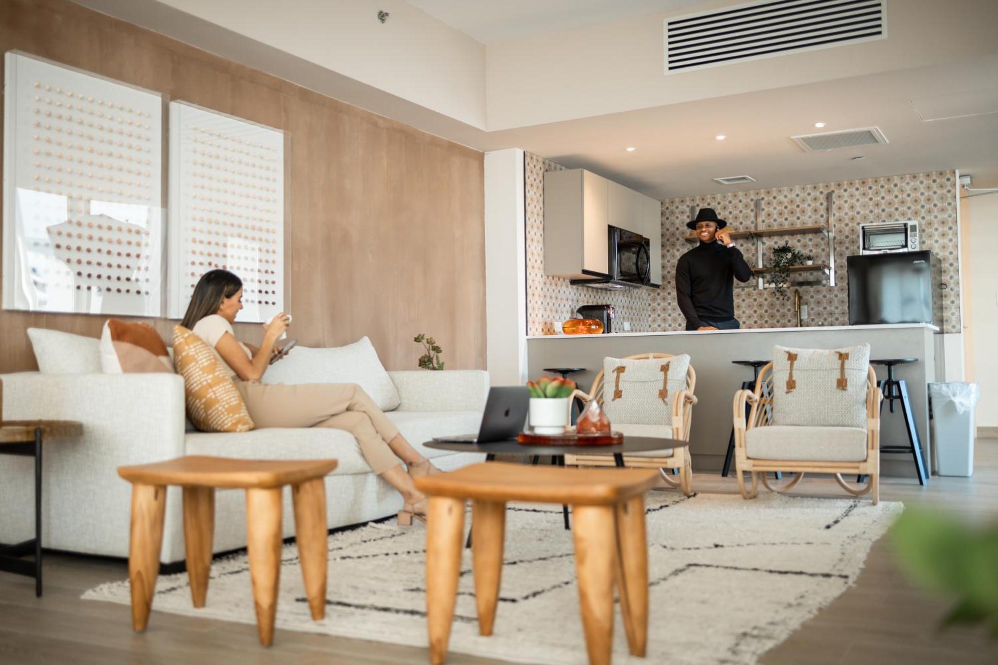 Hibird- Apartment And Suites Hotel 산후안 외부 사진
