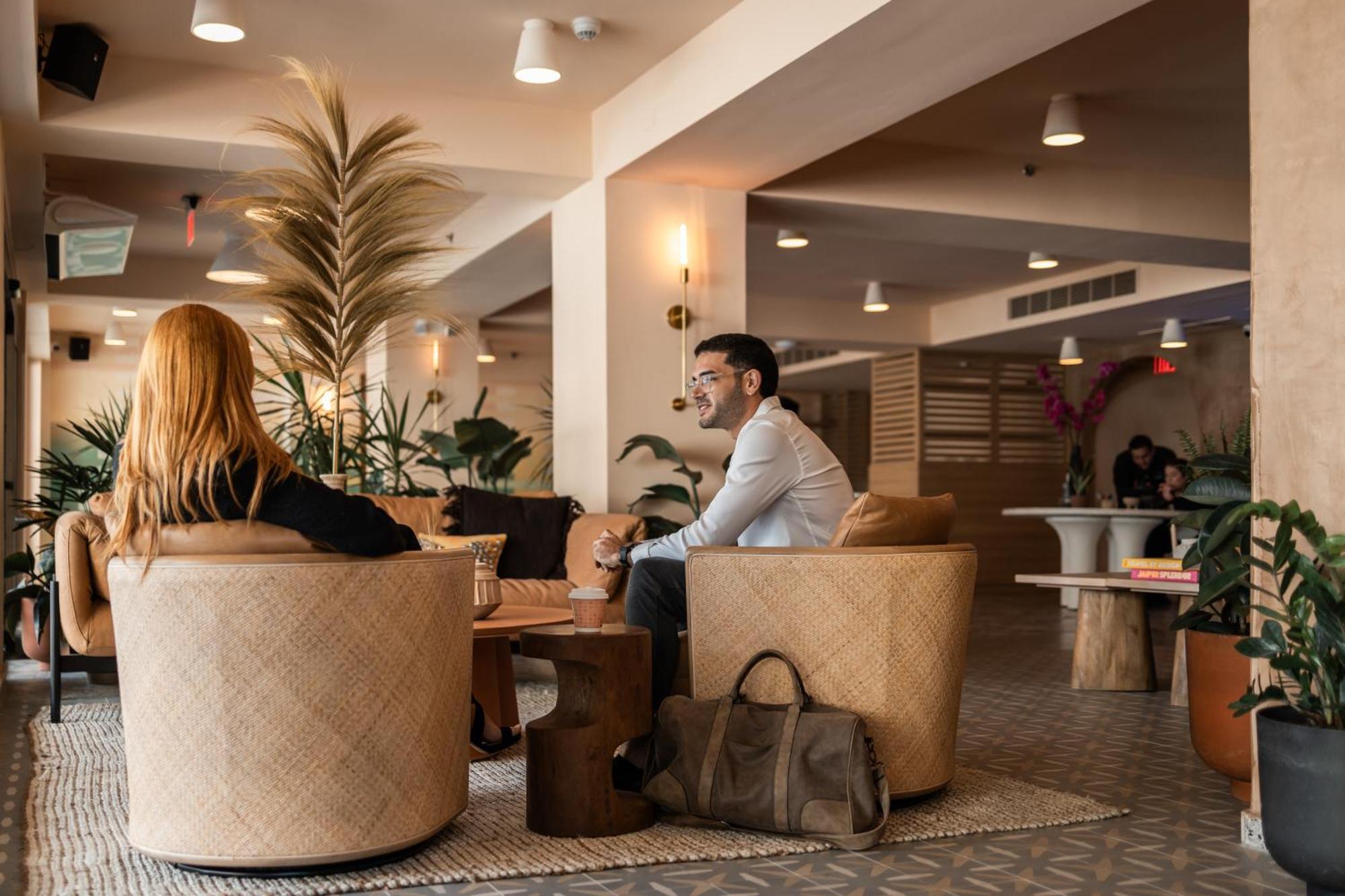 Hibird- Apartment And Suites Hotel 산후안 외부 사진