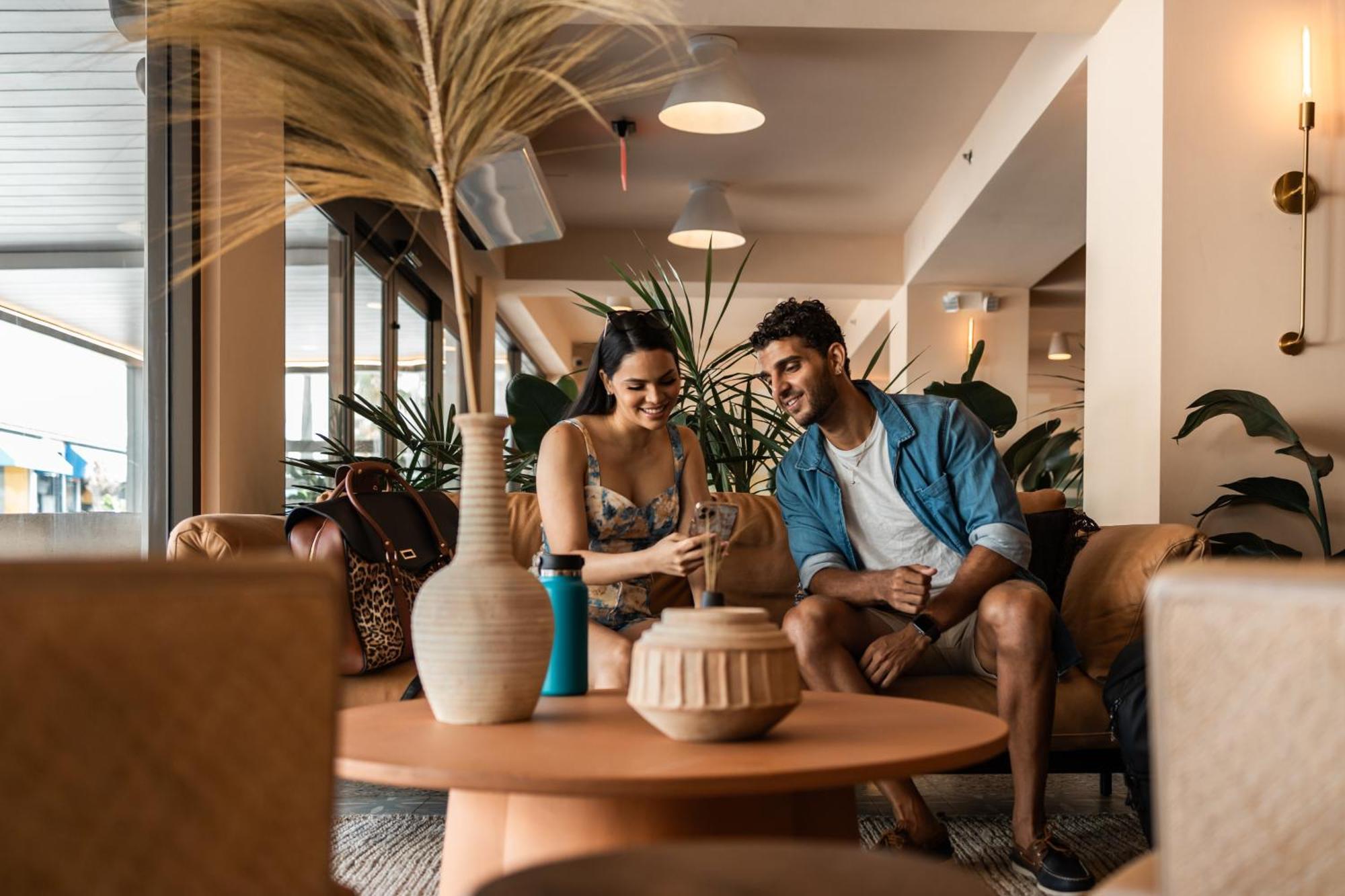 Hibird- Apartment And Suites Hotel 산후안 외부 사진